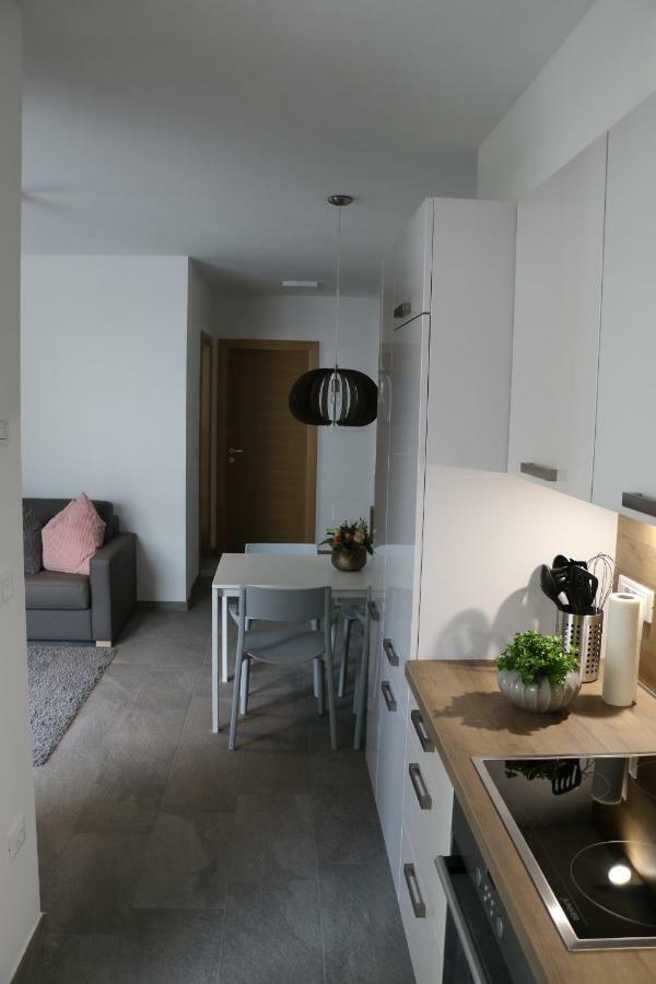 Appartment Larcher - Manzoni Мерано Екстериор снимка